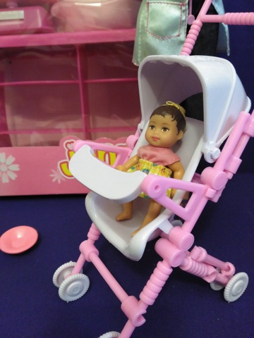 MIL ANUNCIOS.COM - Caja nueva con barbie y complementos