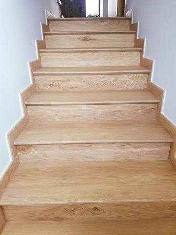 Escaleras gres imitacion madera