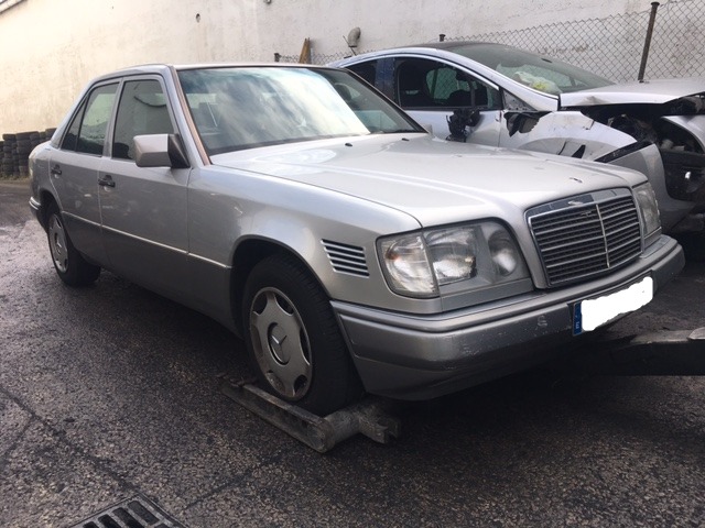 Мерседес w124 e300