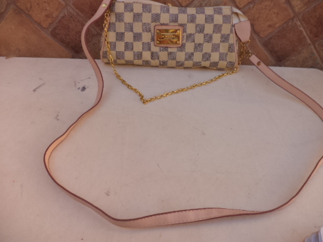 Milanuncios - bolso louis vuitton tiene cadena y asa p