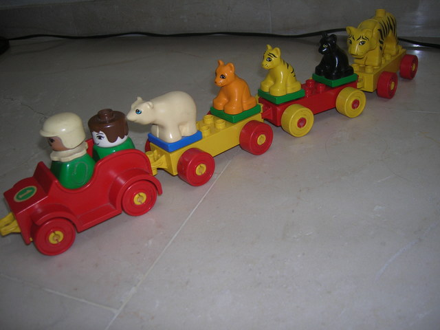 lego tren animales