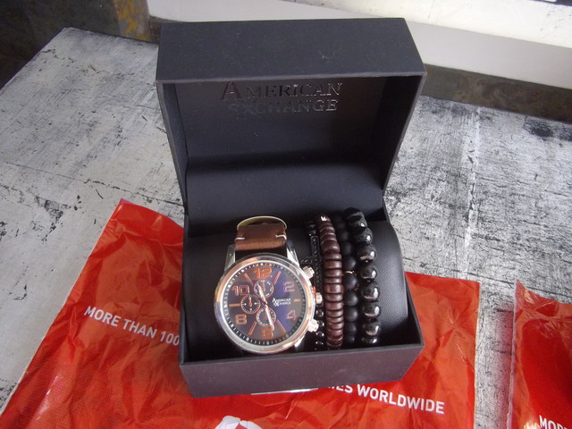 ar1648 armani watch
