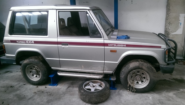 Mitsubishi pajero 1 поколение