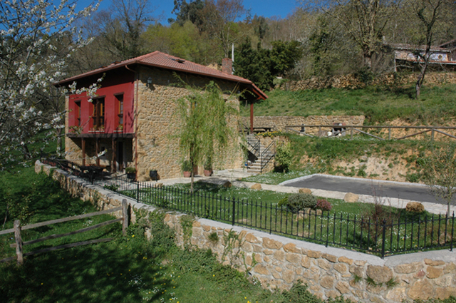 MIL ANUNCIOS.COM - Casa de piedra completamente restaurada. Infiesto en