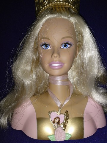 cabeza barbie peinados