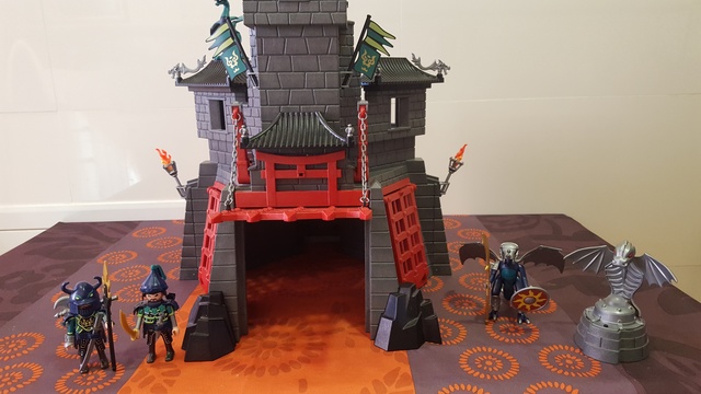 fortaleza dragon playmobil
