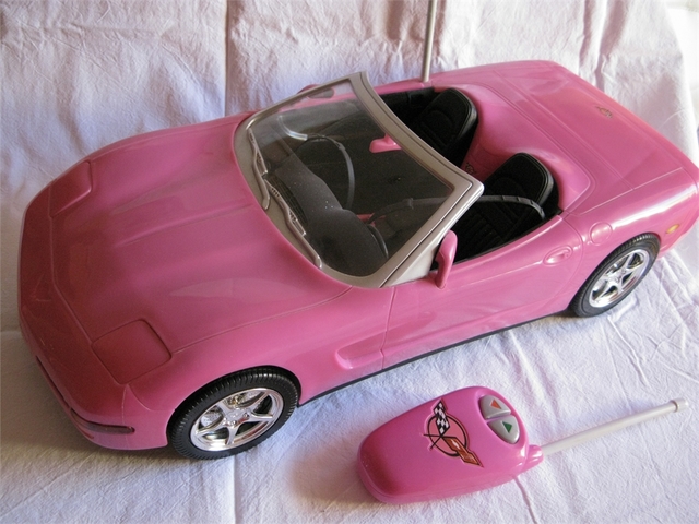 coche barbie teledirigido