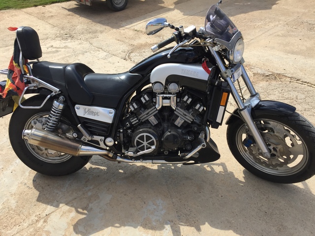 Yamaha Vmax 1200