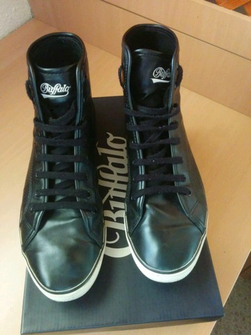 botas buffalo