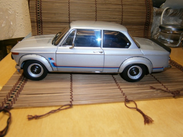 kyosho bmw 2002