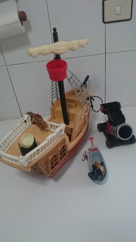 barco pirata fisher price