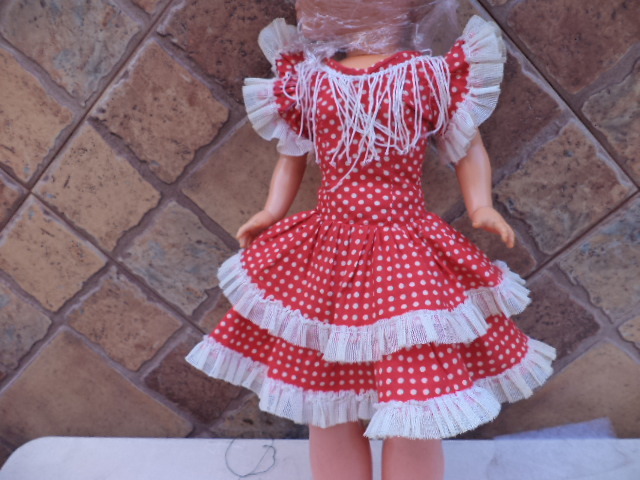 nancy vestida de flamenca