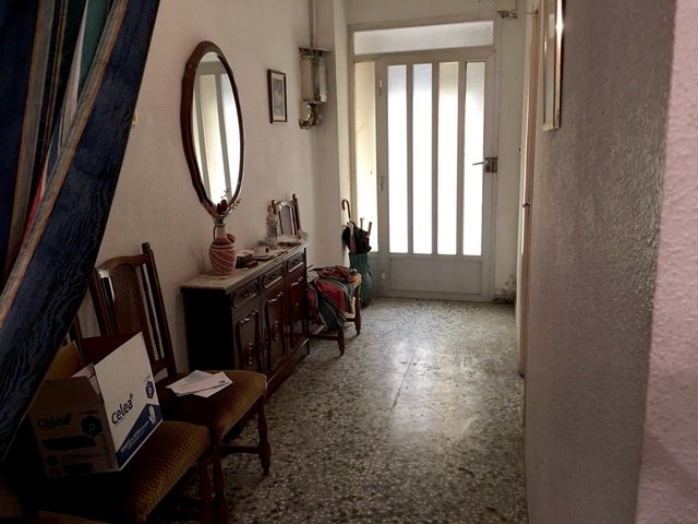 MIL ANUNCIOS.COM - Ref ES 07 Casa con chimenea y garaje Centro en