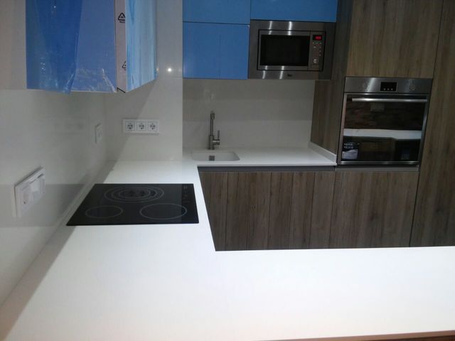 Encimeras cocina silestone granitos.. | Milanuncios