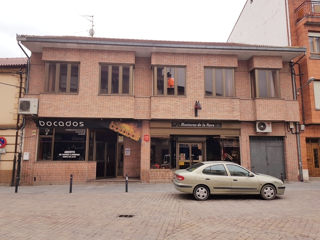 Mil Anuncios Com Locales Comerciales Grandes En El Centro En Nava De La Asuncion