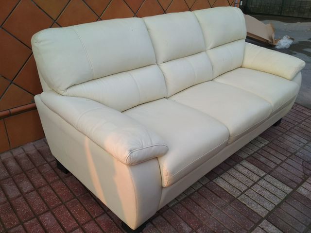 Sofa blanco piel