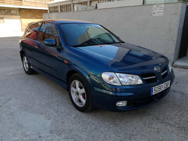 Nissan almera coupe