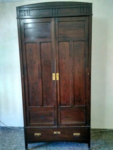 MIL ANUNCIOS.COM - Antiguo Armario 2 puertas madera wengue