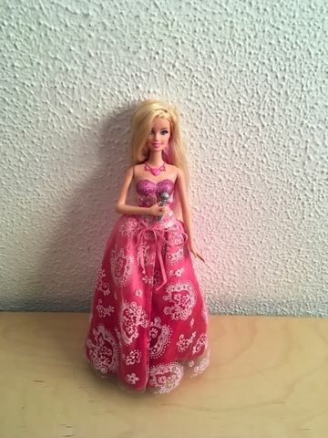 barbie la princesa tori