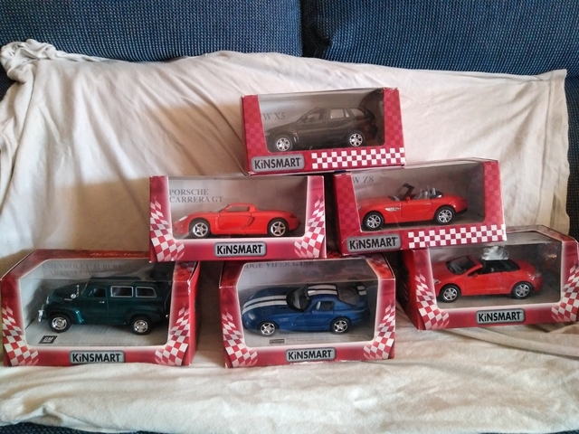 autos a escala kinsmart