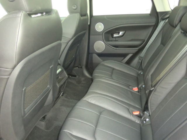 range rover evoque isofix