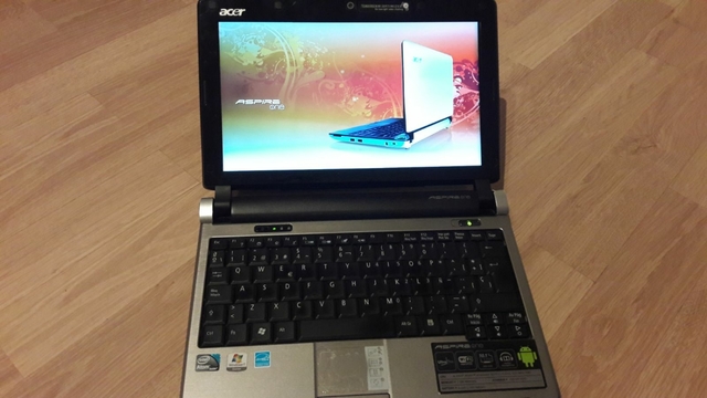 Acer aspire one 532h 2527