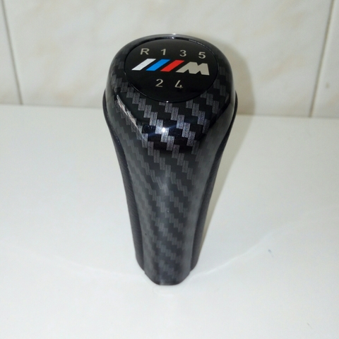 Portamatrículas efecto carbono para Bmw X5 E53 a presión sin taladrar matrícula