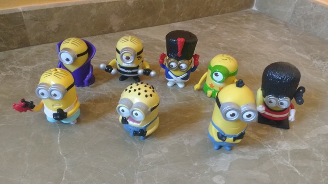 minions muñecos