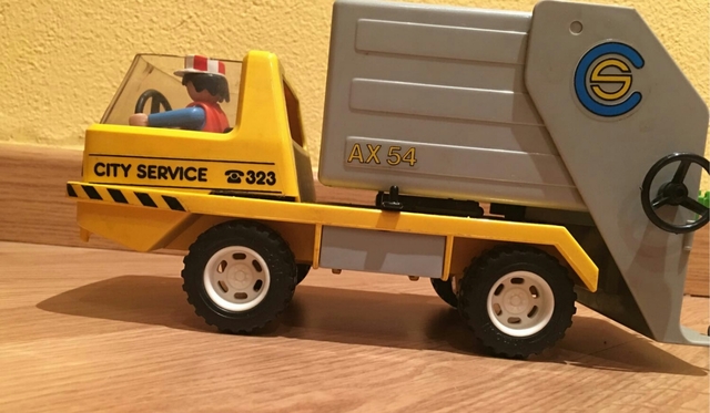 playmobil basurero