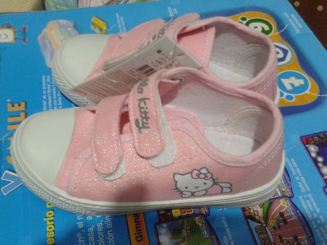 tenis de kitty