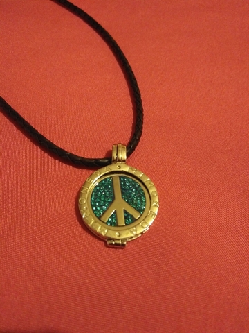 Colgante filigrana de Paz de Turquesa 54 mm blanco