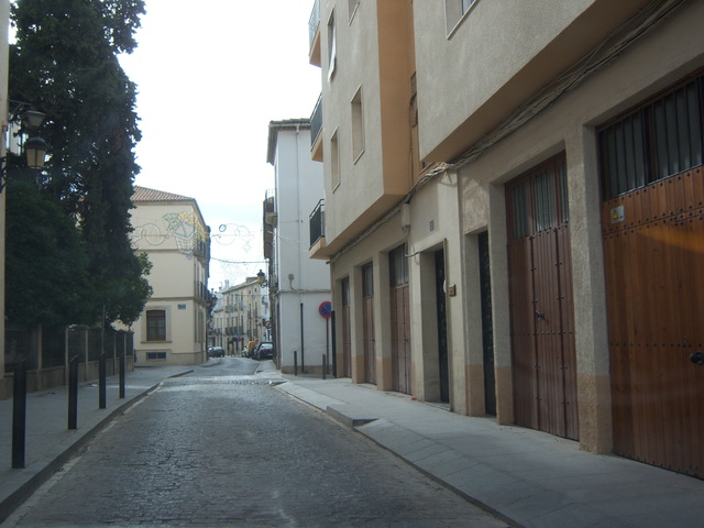 MIL ANUNCIOS.COM - Gran casa haciendo esquina en el centro Puerta Ubeda