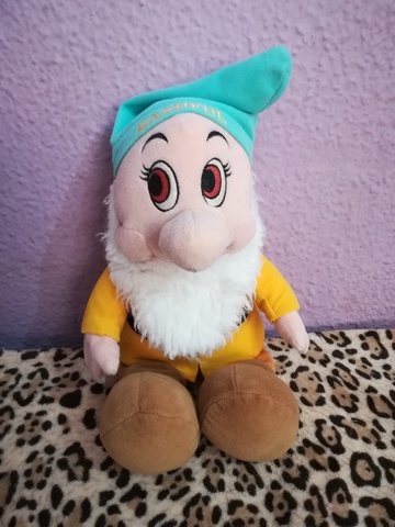 peluche gruñon 7 enanitos