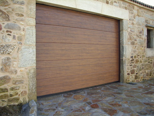 MIL ANUNCIOS.COM - Puerta seccional de garaje