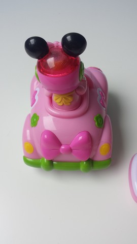 coche teledirigido minnie mouse