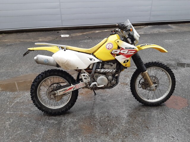 Suzuki drz 400 e