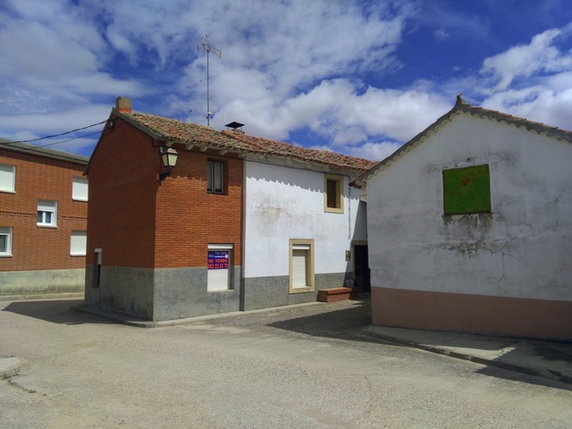 MIL ANUNCIOS.COM - Casa con calefacciÓn y patio ERAS DE ARRIBA 6 en