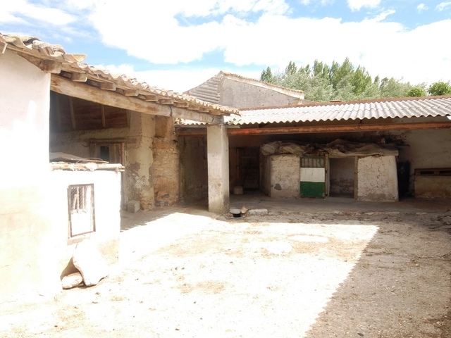 MIL ANUNCIOS.COM - Casa con calefacciÓn y patio ERAS DE ARRIBA 6 en