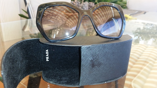 gafas de sol marca prada