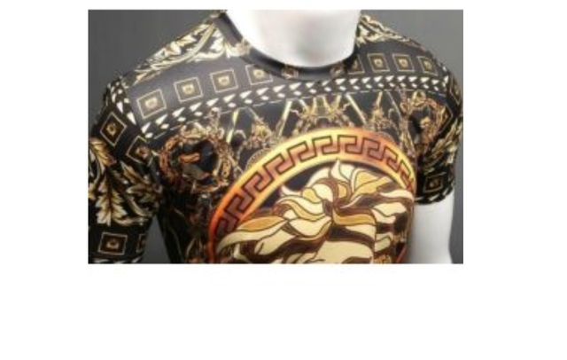 MILANUNCIOS | Comprar y vender moda hombre camiseta versace MILANUNCIOS | Comprar y vender moda hombre camisa versace de