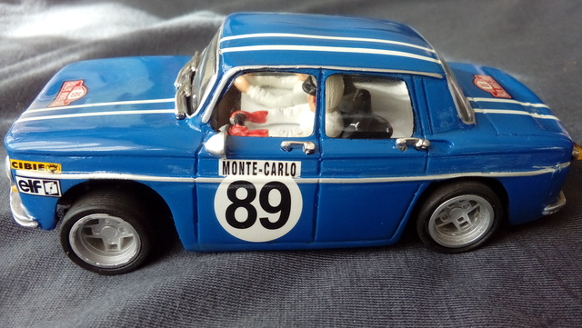 scalextric renault 8