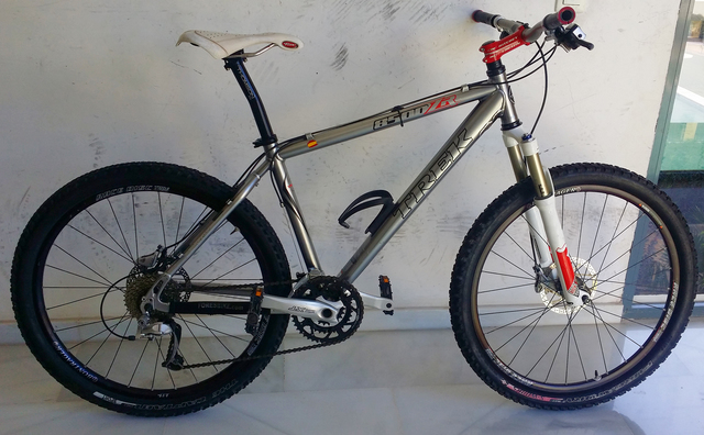 trek 8500 2010