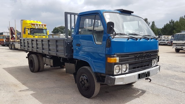 Toyota dyna 300