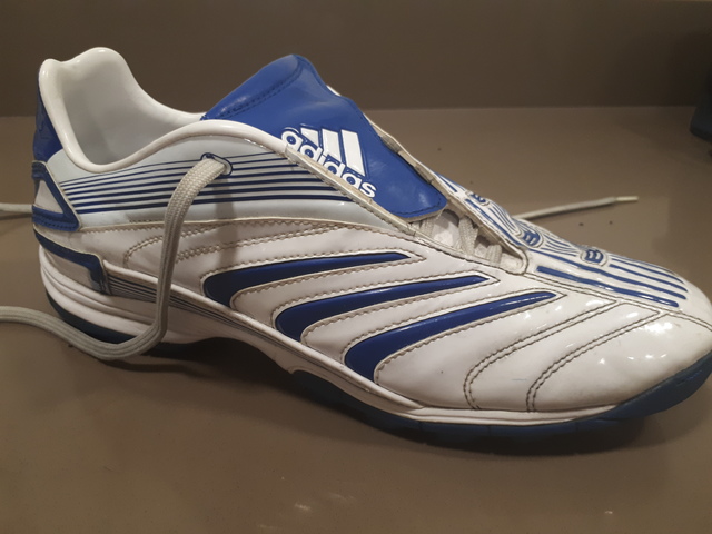 botas futbol sala multitaco