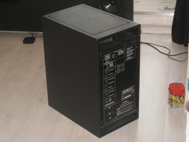 MIL ANUNCIOS.COM - Subwoofer GENELEC 1092A