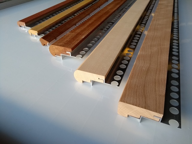 Esquina derecha Mamperl/án madera maciza Niag/ón para pelda/ño y escalera