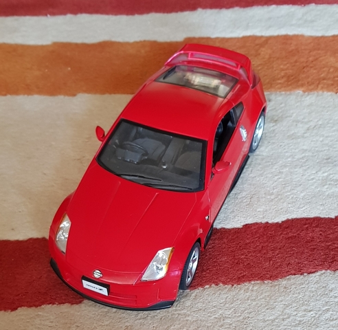 coche teledirigido rojo