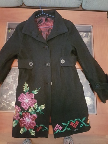 MILANUNCIOS | Abrigos y chaquetas desigual blanco de segunda Abrigo Desigual 9 10 de segunda mano por 18,5 € en Bilbao en