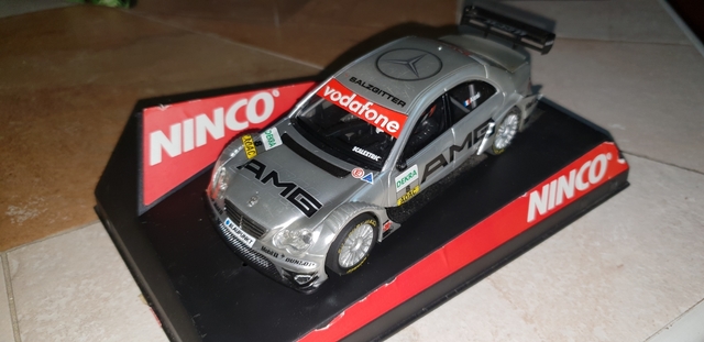 mercedes scalextric