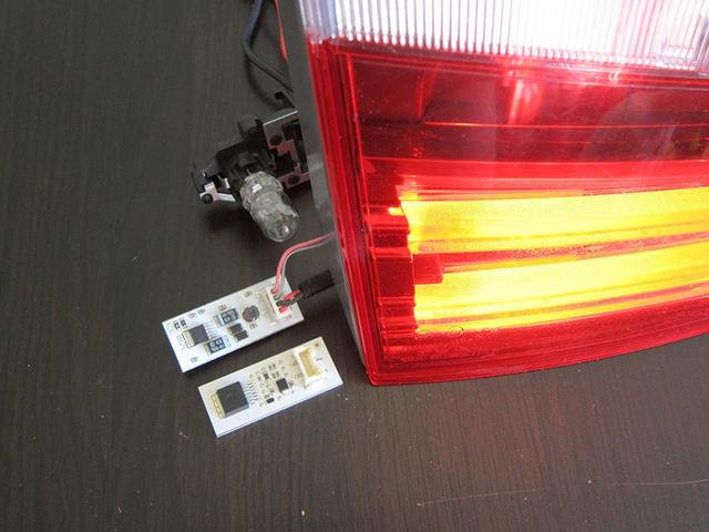 Universeller Airbag u Gurtstraffer Simulator Premium mit Stecker Fiat 500 C L X